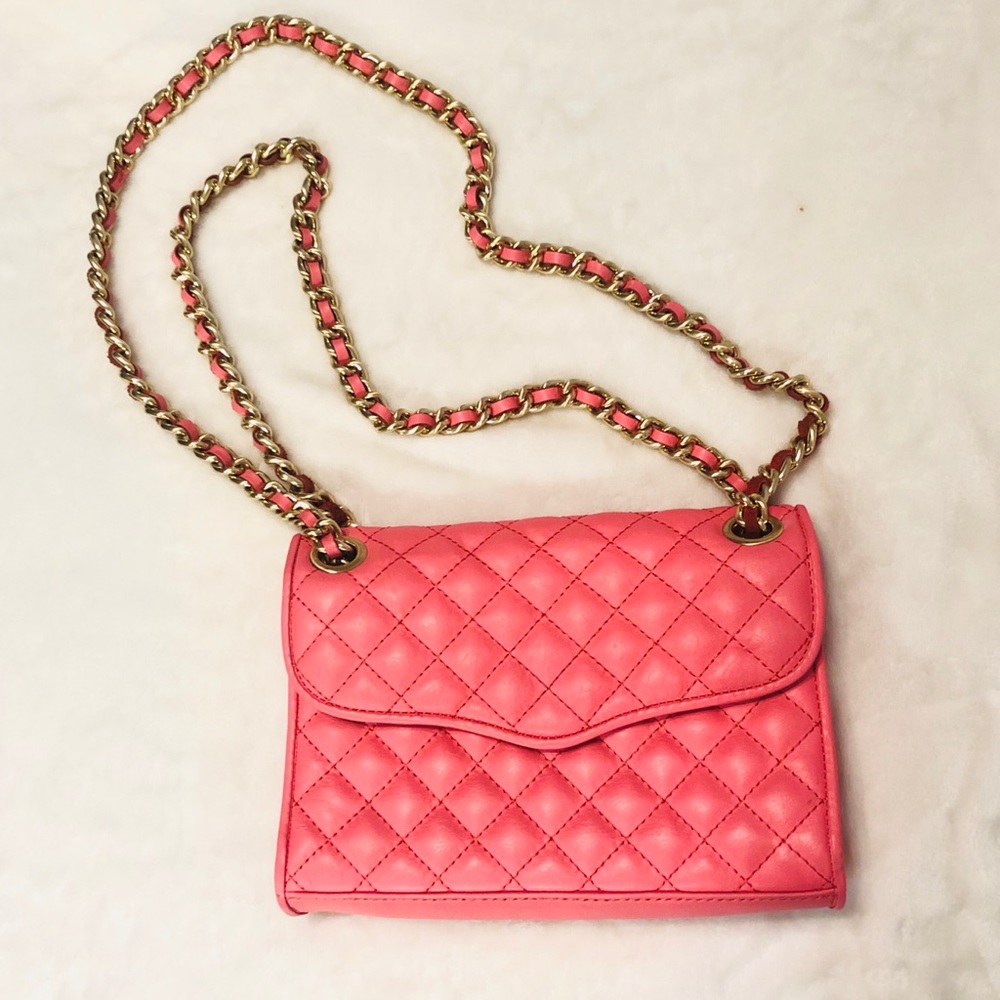 🌸🥰Rebecca Minkoff Affair quilted 👛